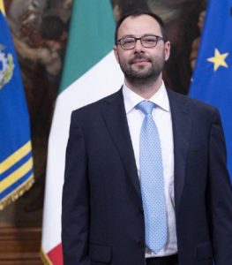 Ministro Agricoltura Patuanelli 