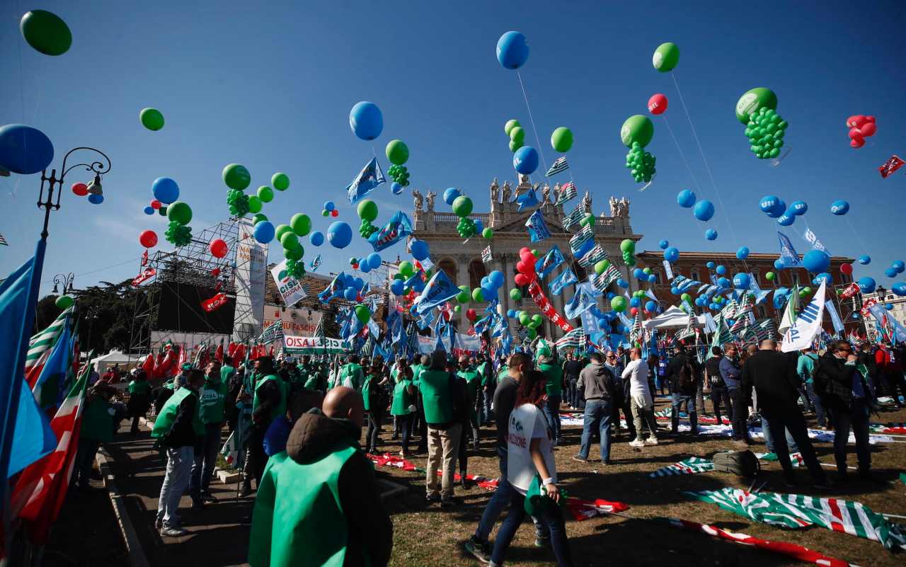 Manifestazione a Roma: 100mila in piazza San Giovanni