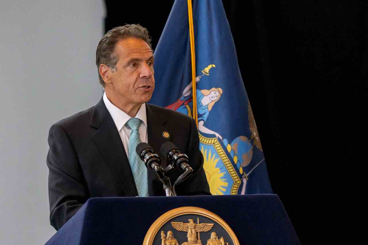 Andrew Cuomo accusa molestie sessuali