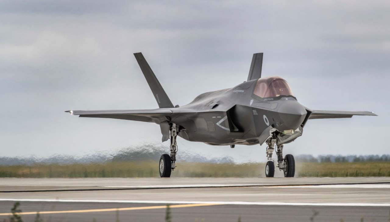 f35