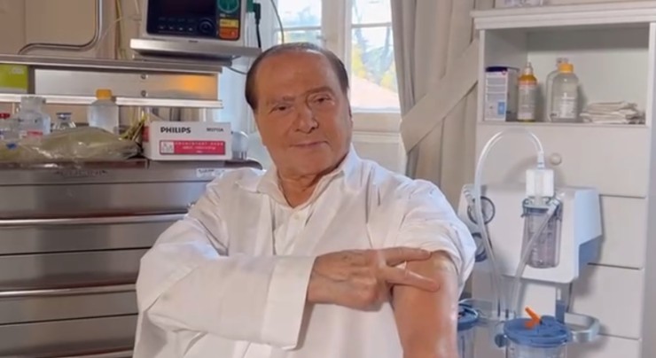 Obbligo vaccinale Silvio Berlusconi