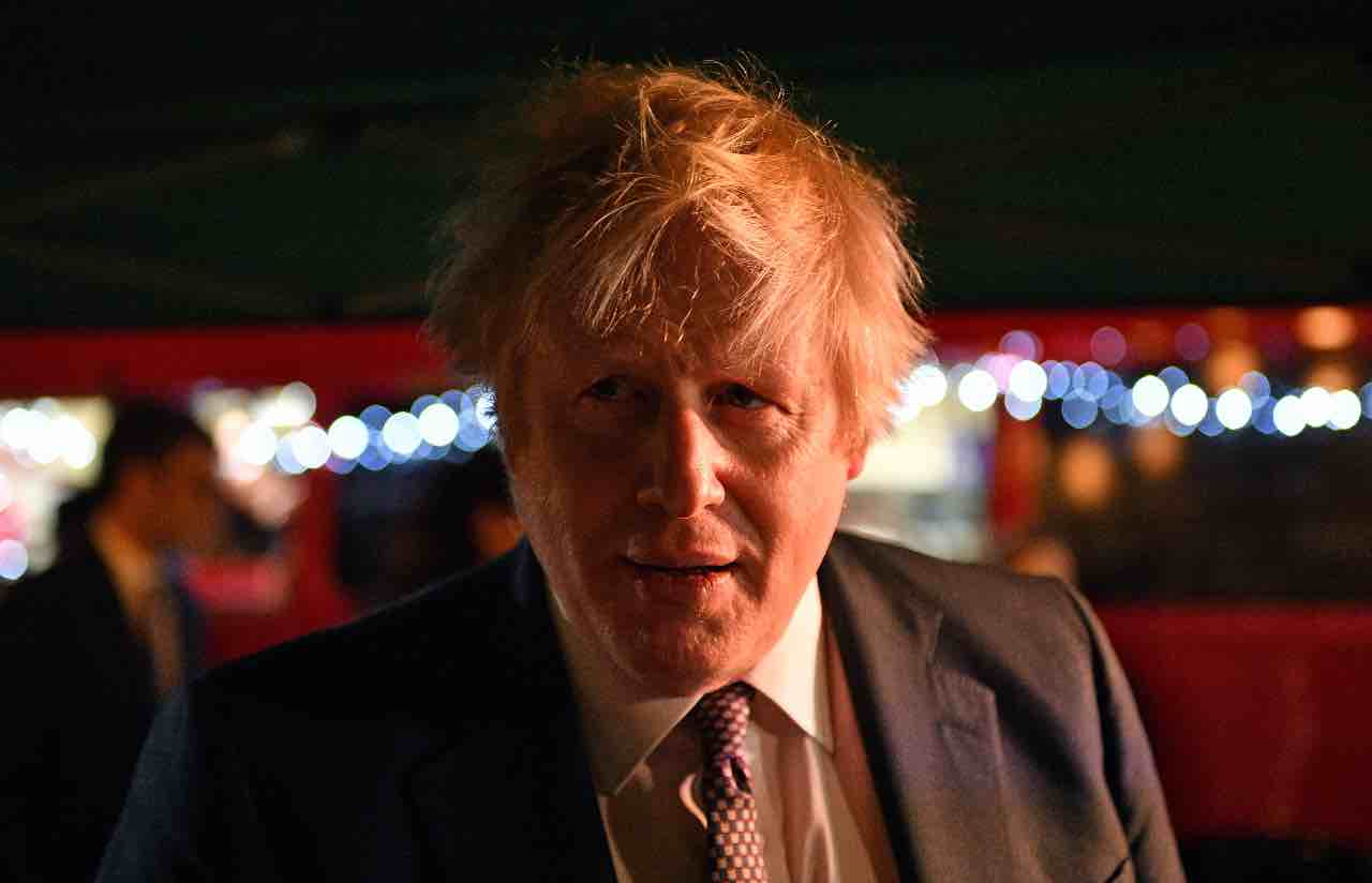 Boris Johnson variante Omicron Gran Bretagna 