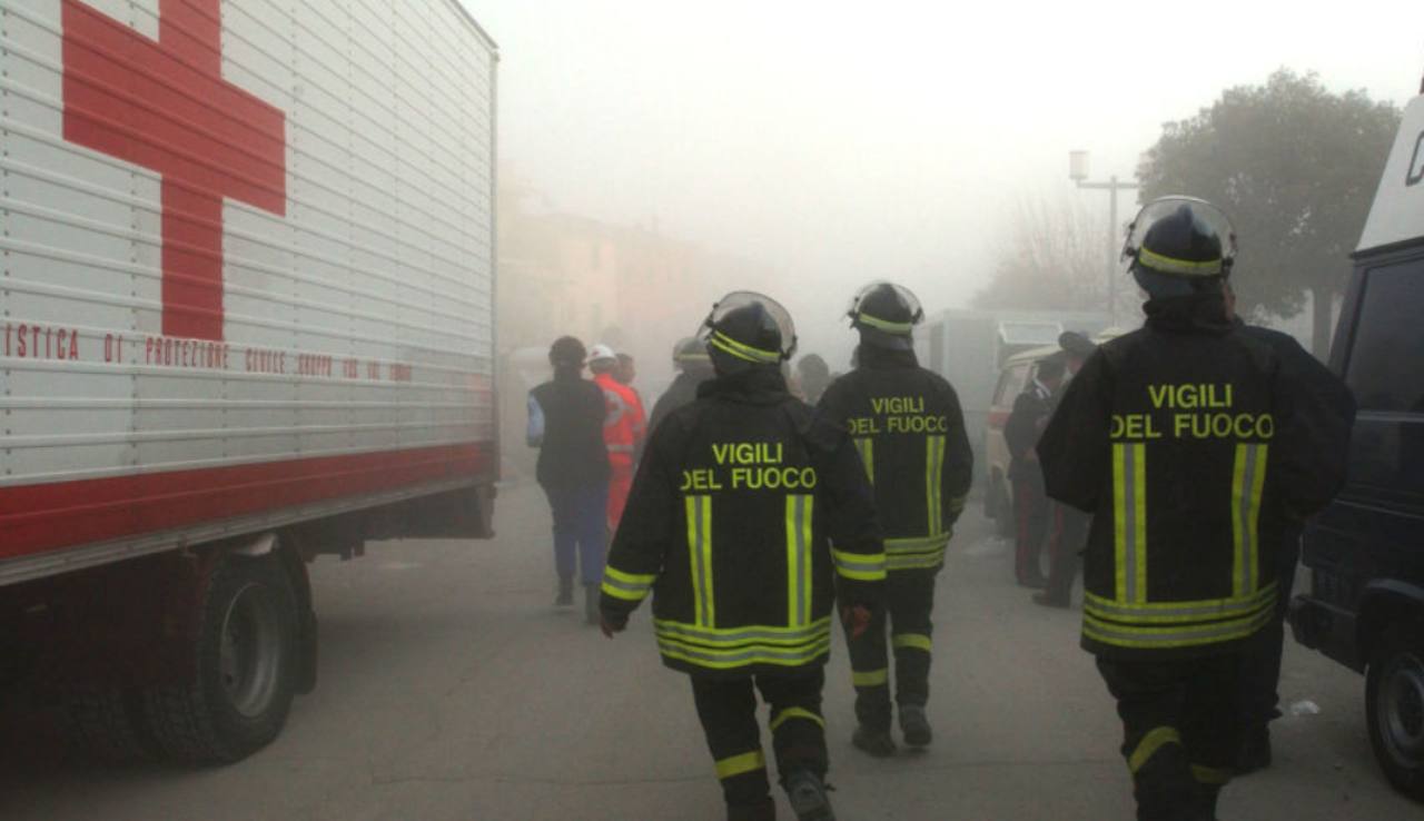 incendio campo nomadi