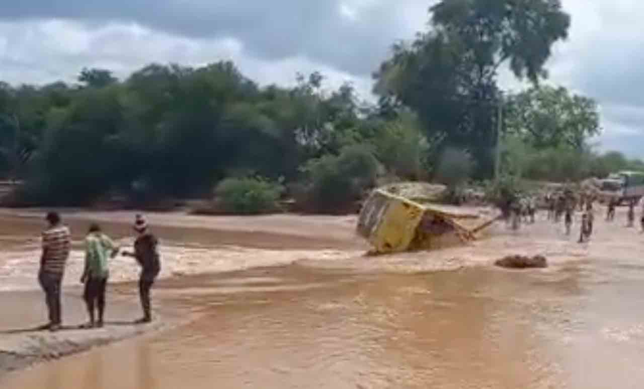 Incidente fiume Kenya