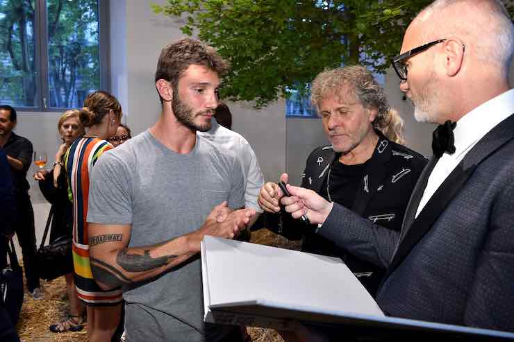 Il ballerino e conduttore al Festival (Getty Images)