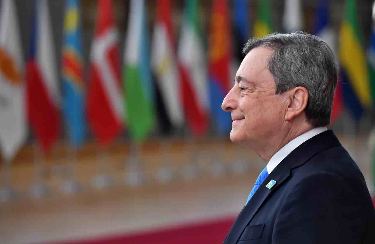 Mario Draghi richiama la maggioranza di governo all'ordine 