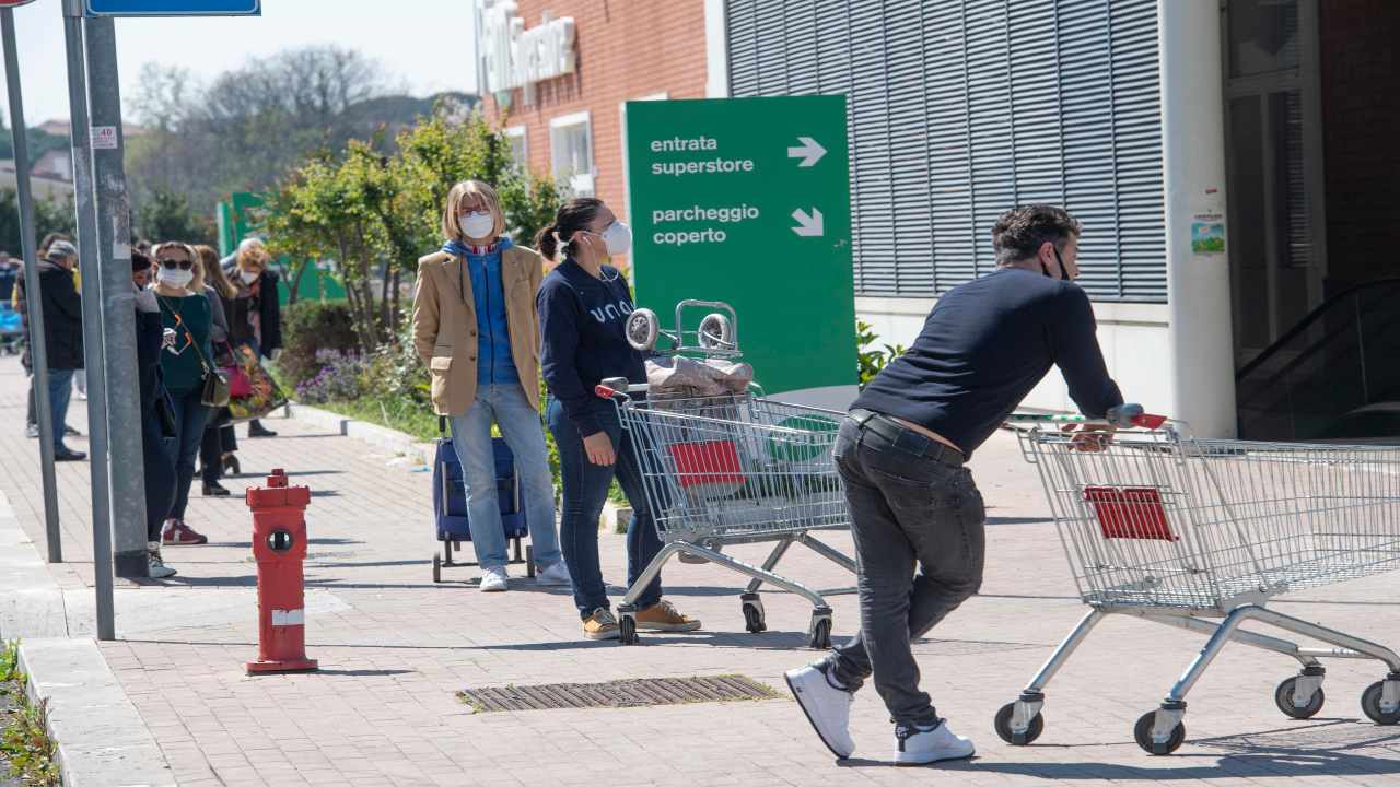 Assalto ai supermercati