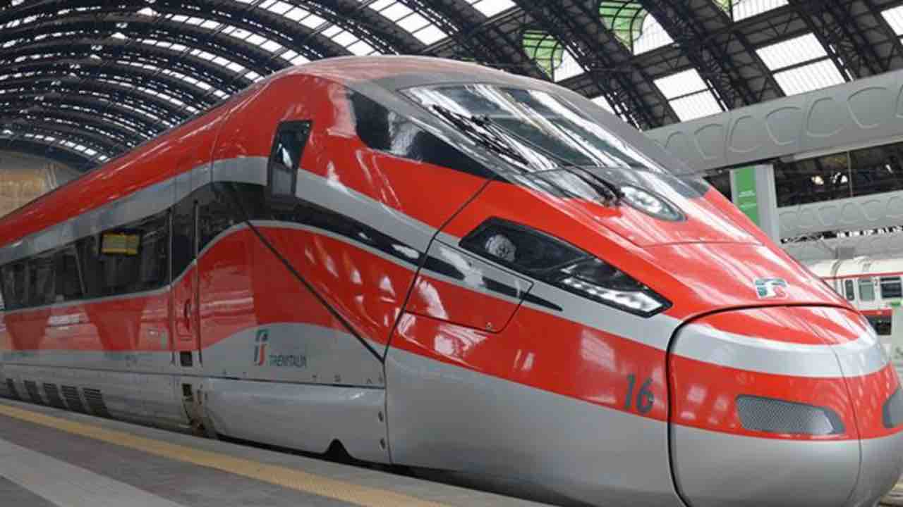 Attacco hacker Trenitalia