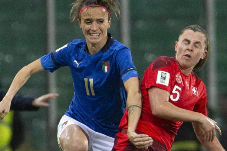 Barbara Bonansea in campo contro la Svizzera