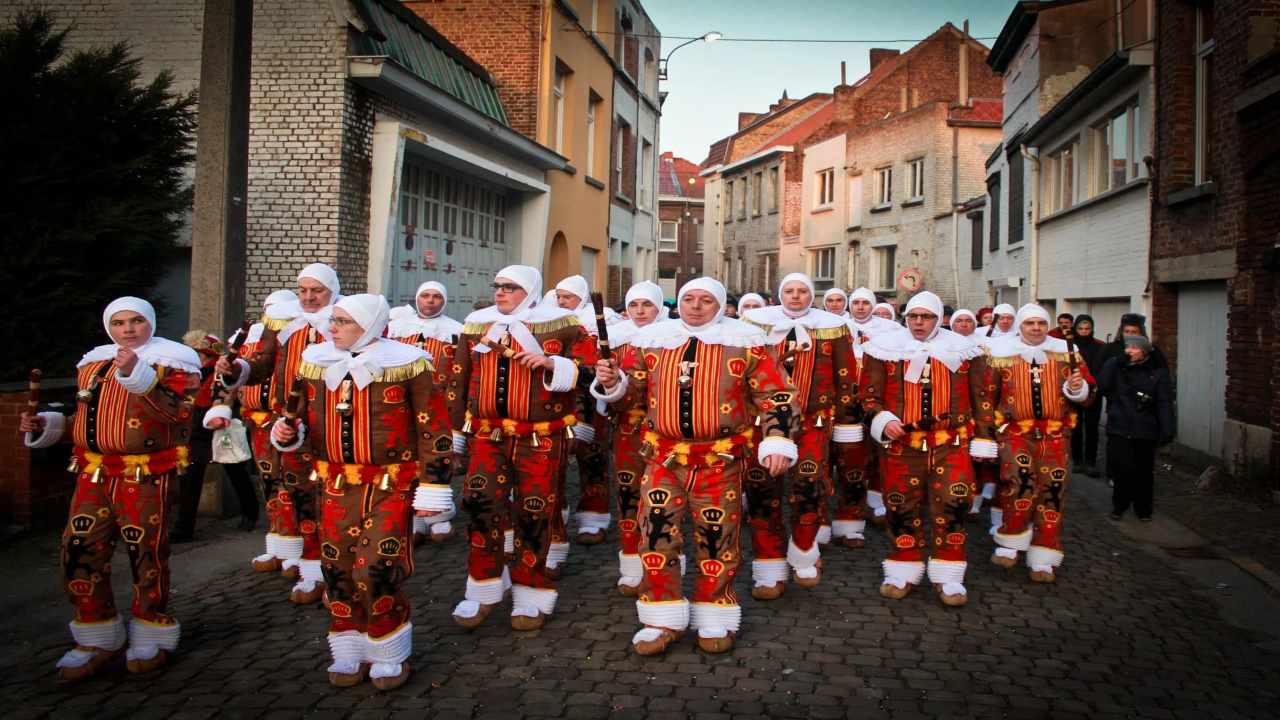 Belgio auto sulla folla