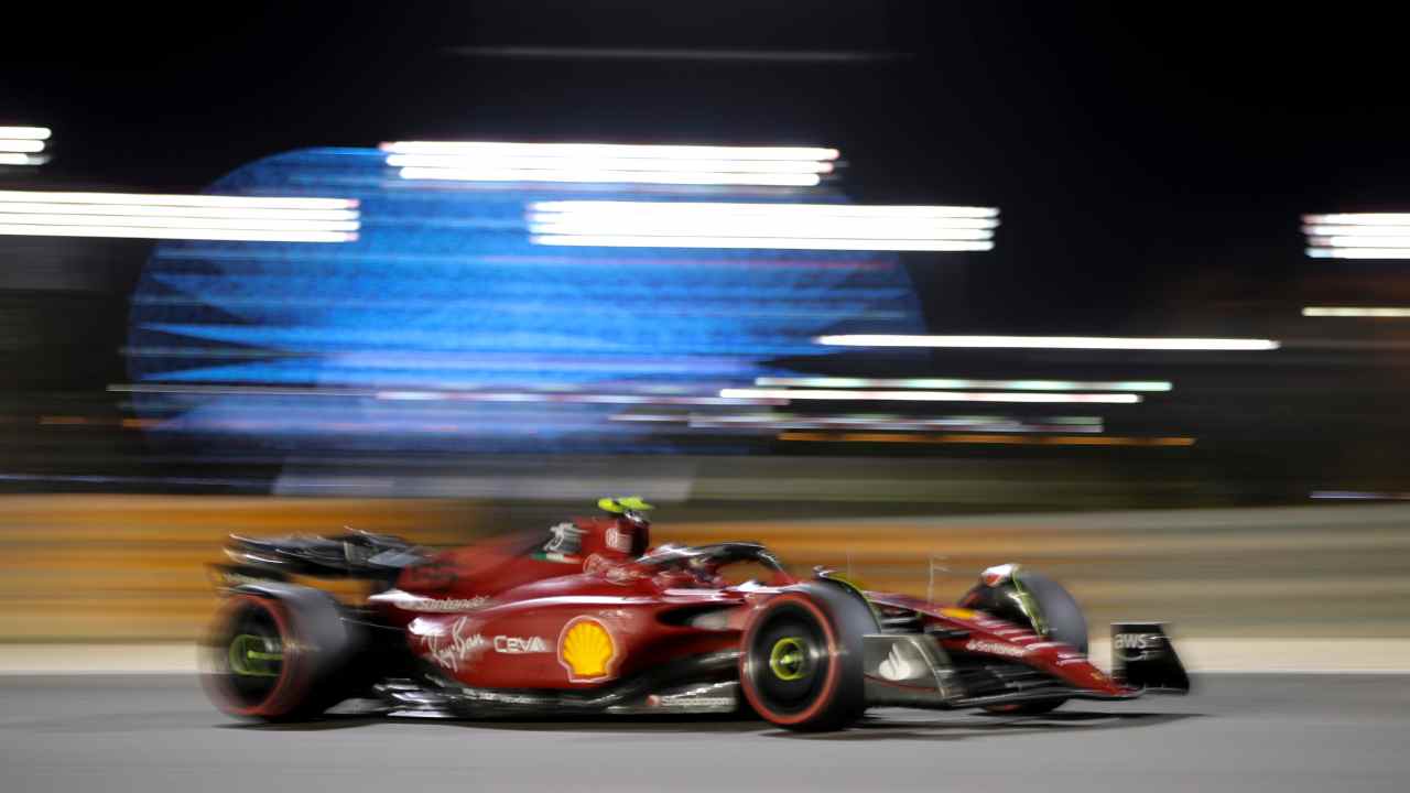 Sainz alla guida della Ferrari