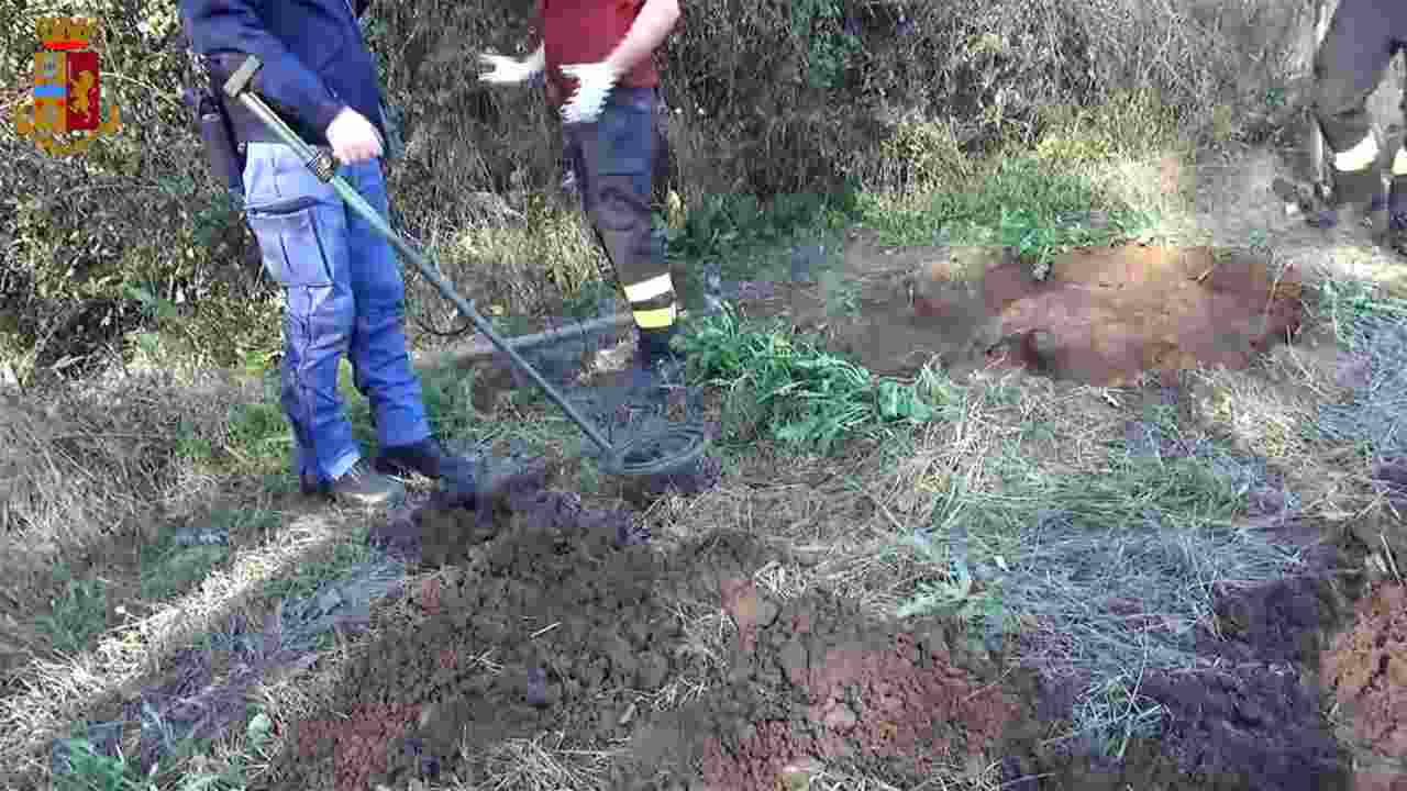 La Polizia in azione per ritrovare un corpo