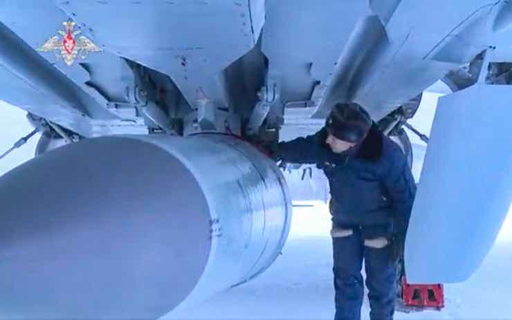 Missile Kinzhal ipersonico guerra Ucraina Russia 