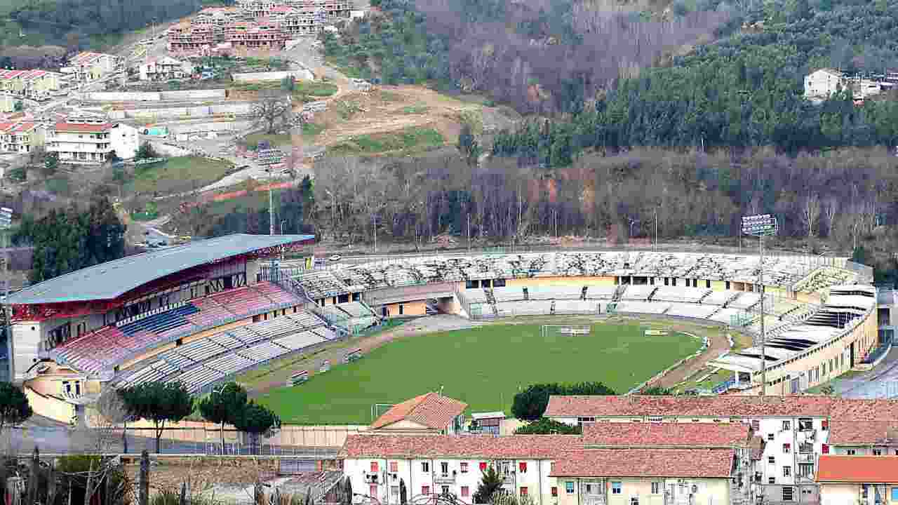 cosenza stadio agguato