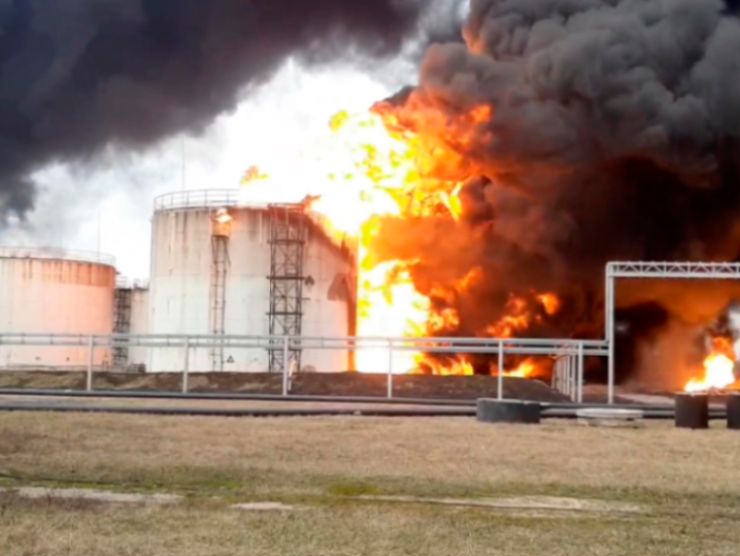 ucraina Kiev attacca deposito petrolio Belgorod