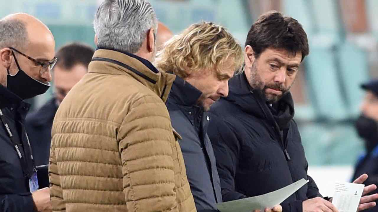 Juventus Agnelli bufera