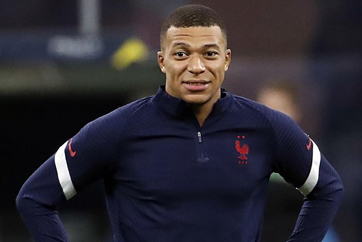 Mbappé PSG rinnovo