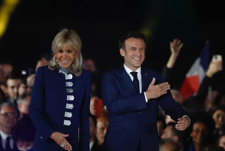 Emmanuel Macron e la moglie Brigitte Marie-Claude Trogneux