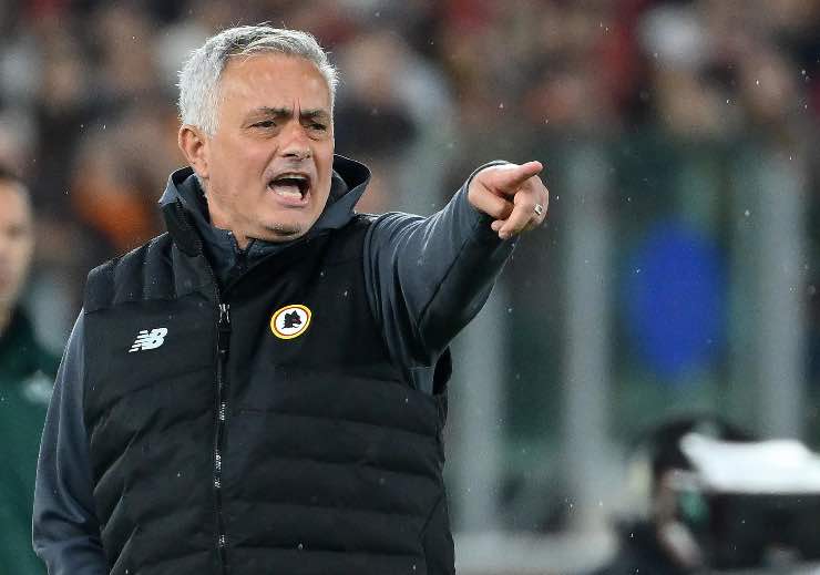 Mourinho Zeman critica 