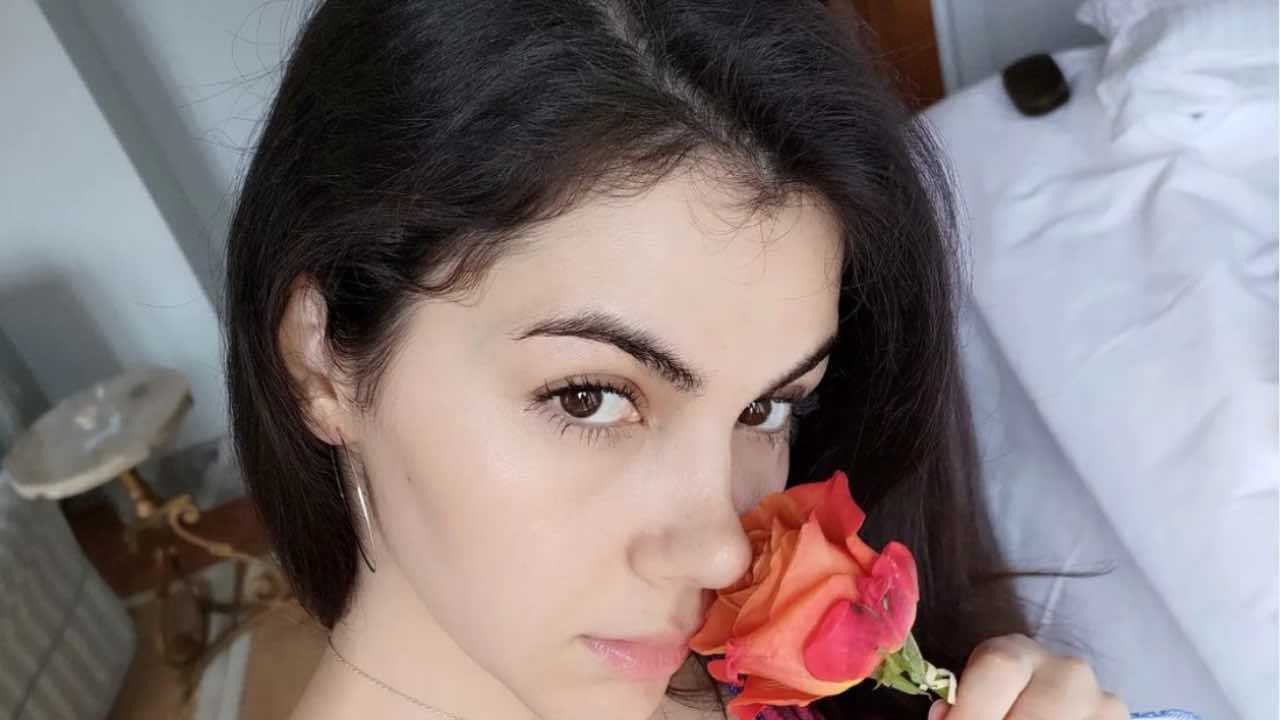 Valentina Nappi mascherina