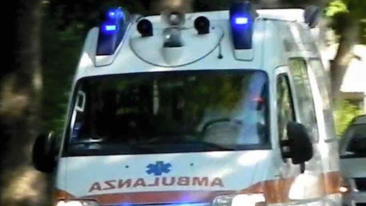 Cadavere uomo trovato senza vita 