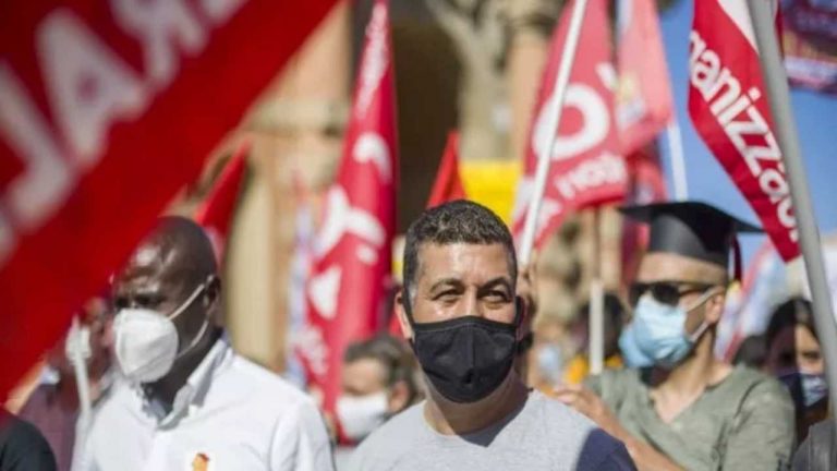 Proteste Scioperi E Profitti Arrestati 6 Sindacalisti Si Cobas E Usb 