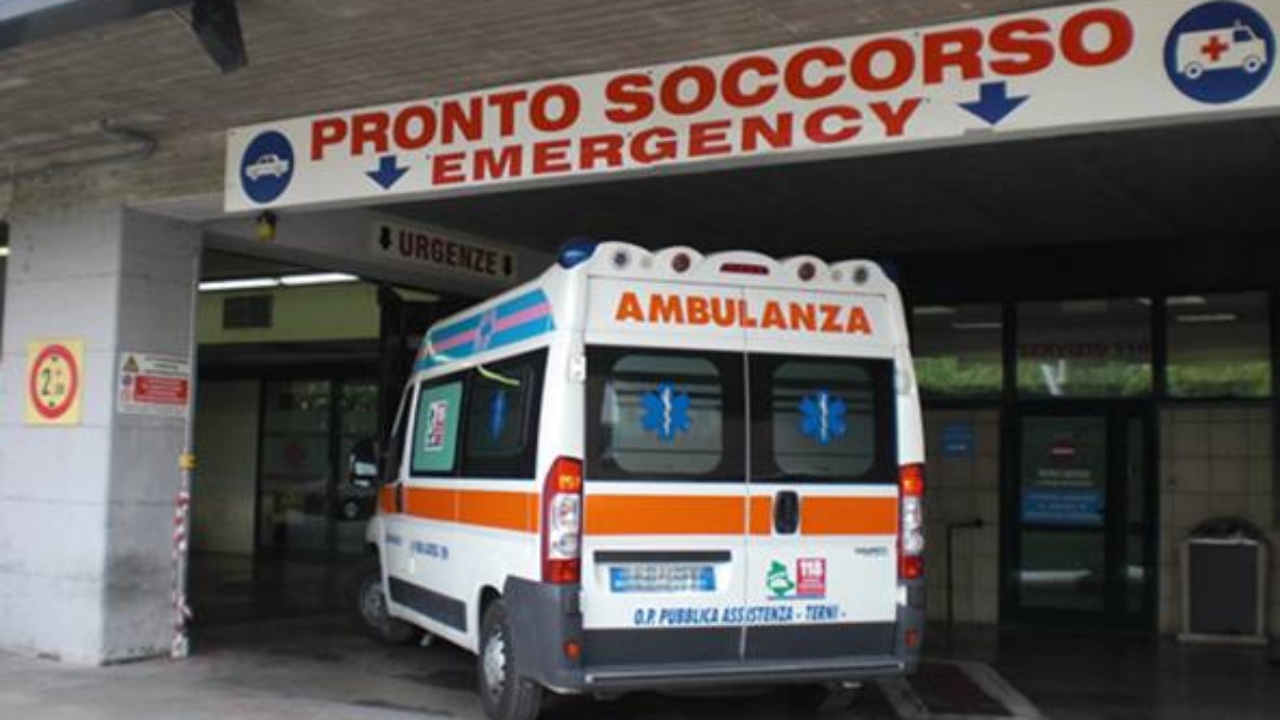 Dottoressa aggredita a bastonate in pronto soccorso 