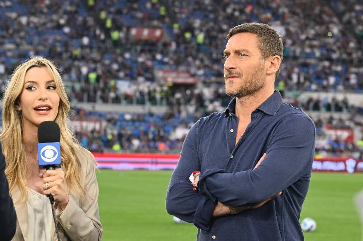 Totti Noemi diversa Ilary