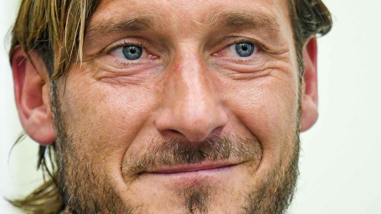 Totti regalo speciale Noemi