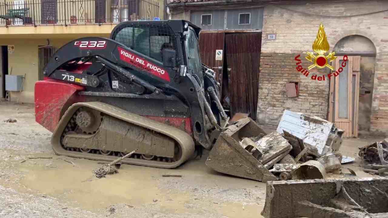 Alluvione nelle Marche, volontario investito - immagine di repertorio ANSA