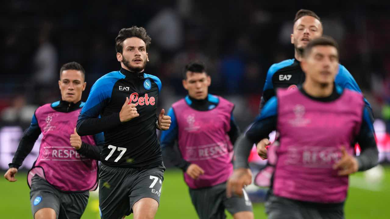 Ajax Napoli goleada