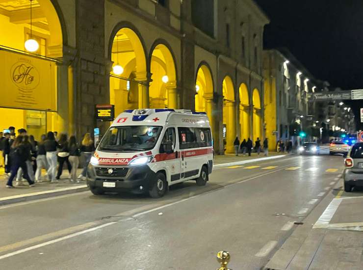 Violenza contro bambina di 8 mesi