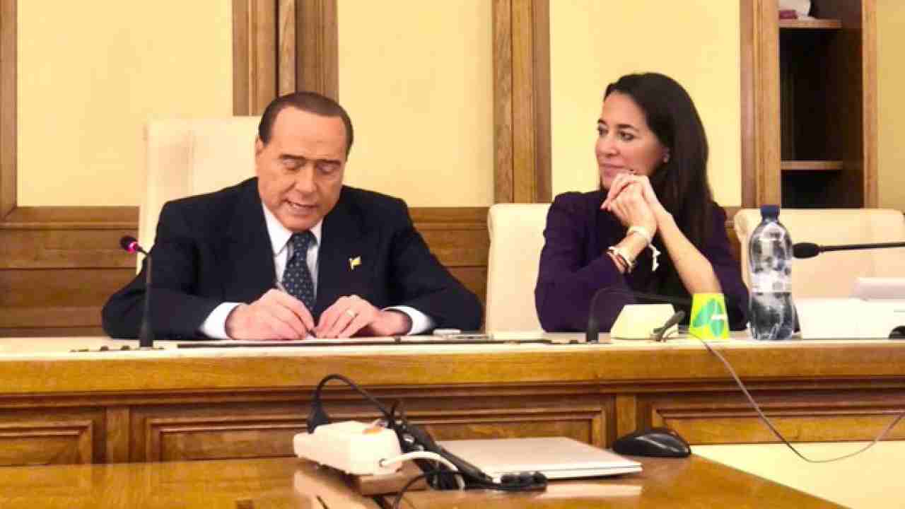 Berlusconi-Ronzulli in Senato