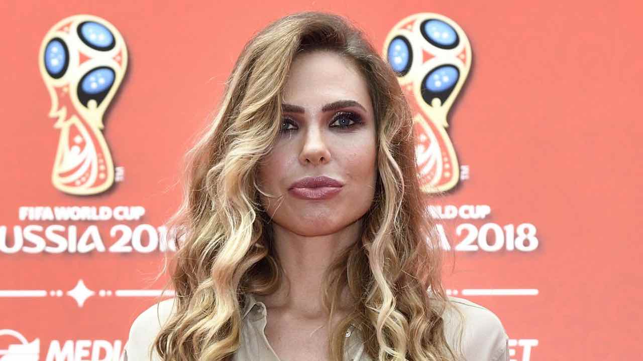 Ilary Blasi Rolex multa