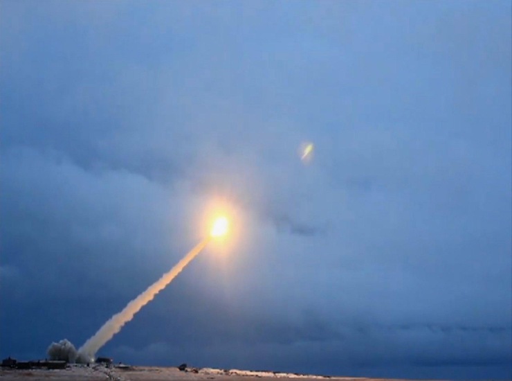 Missile Sarmat russo
