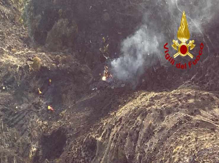 Tragedia sull'Etna: precipita un canadair con due piloti a bordo 