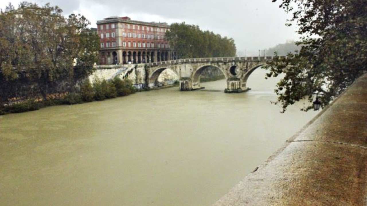 Salvataggi nel Tevere