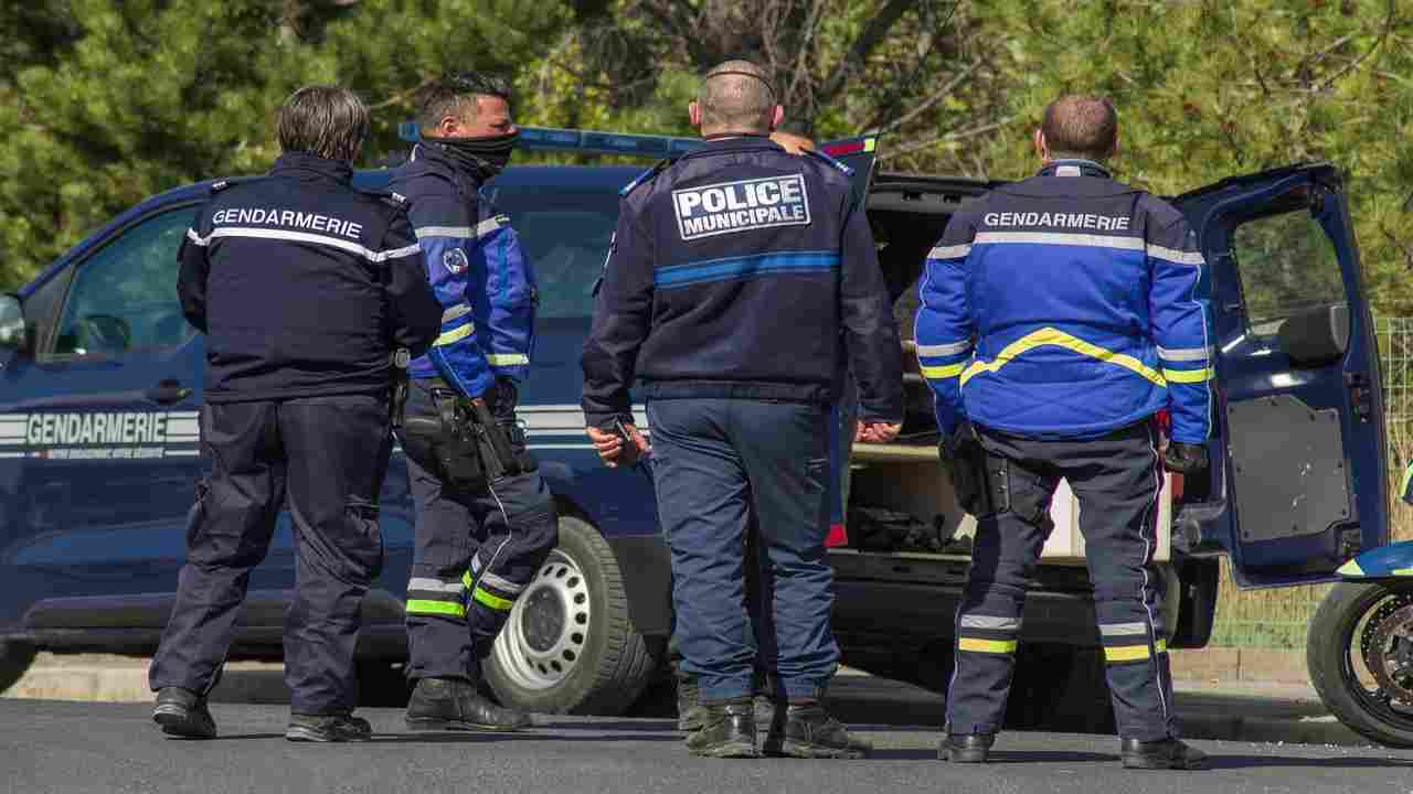 12enne trovata morta in un baule