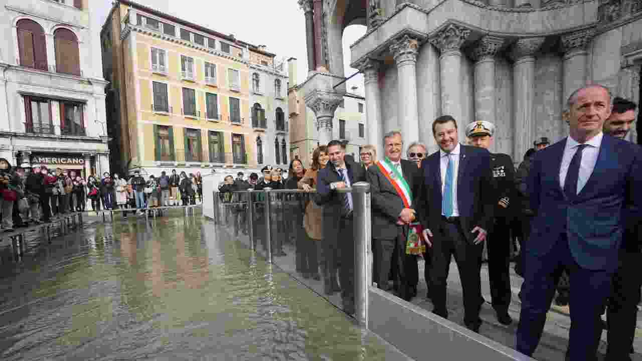 Maltempo, il Mose salva Venezia