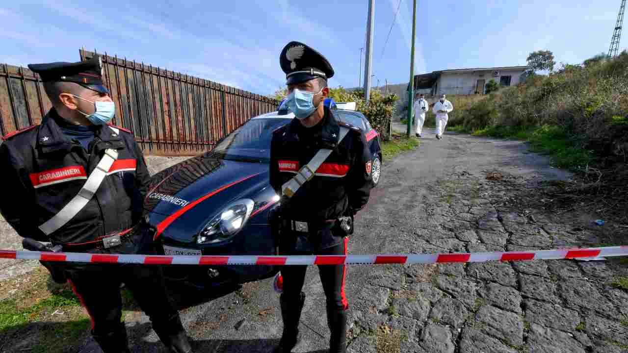 15enne violentata Firenze