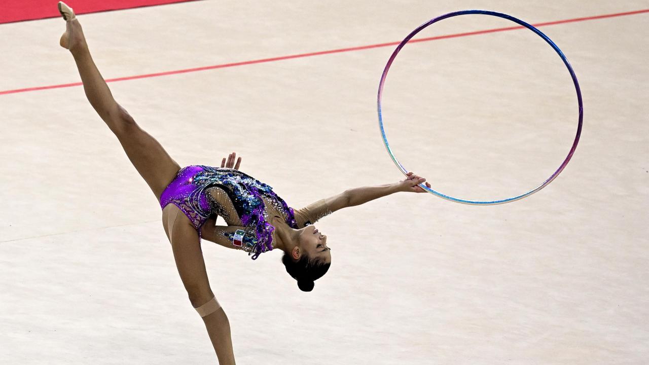 Commissariata l'accademia di ginnastica ritmica di Desio 