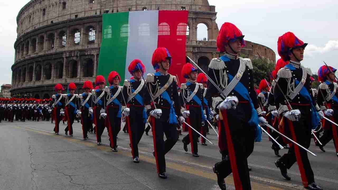 Esclusa dal concorso dei Carabinieri perchè ritenuta troppo grassa