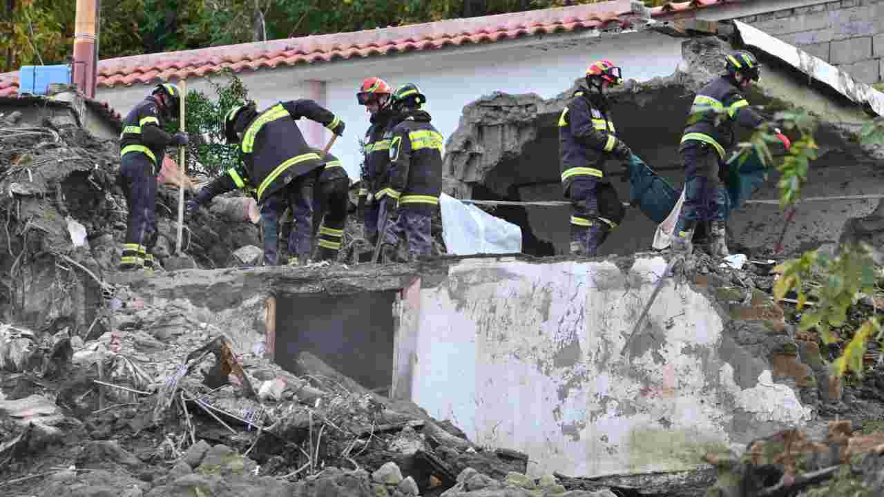 Tragedia di Ischia, si cercano ancora 4 dispersi