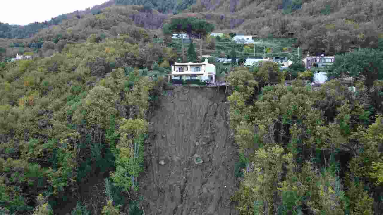 Frana di Ischia, trovata ottava vittima