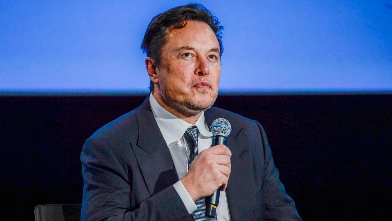 L'ultimatum di Elon Musk ai dipendenti Twitter 