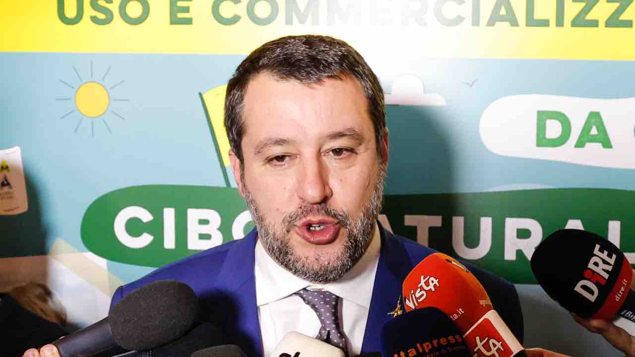 Salvini frana Ischia 