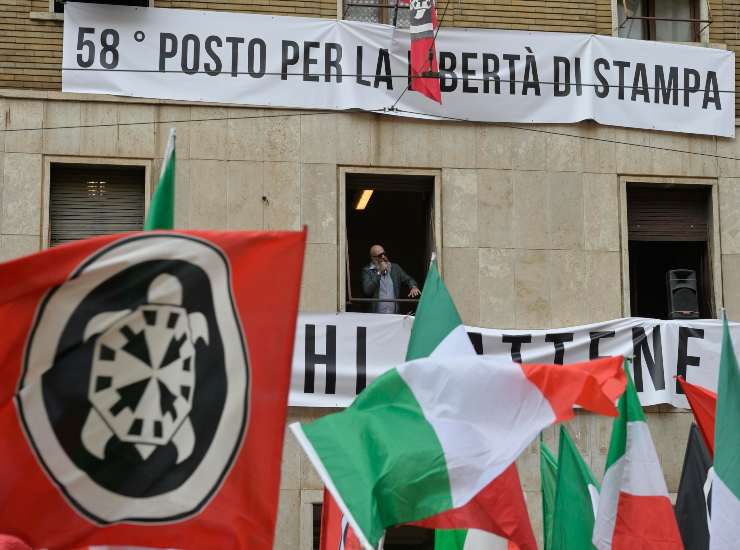 Perquisita la sede di CasaPound 