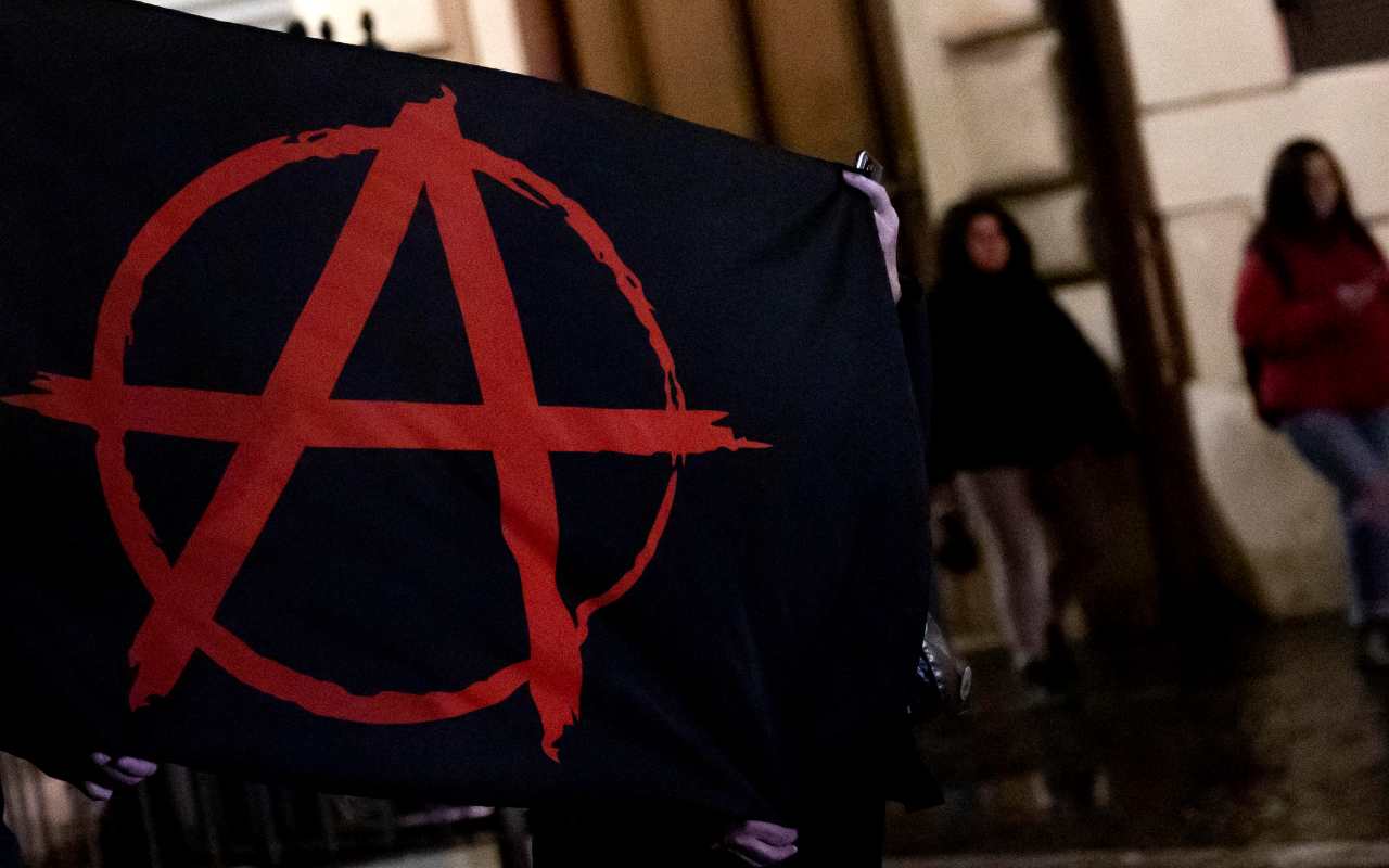 Raid anarchico a Roma 