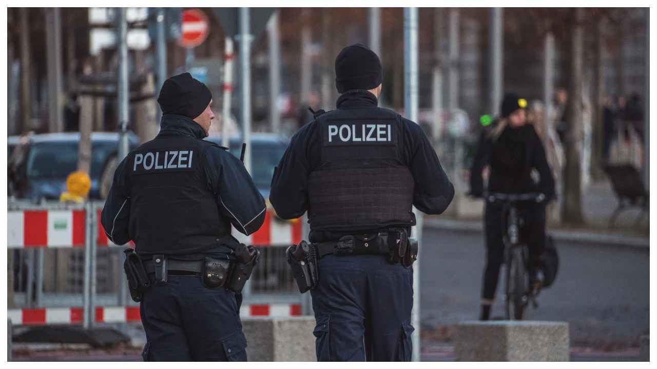 due adolescenti, polizia tedesca
