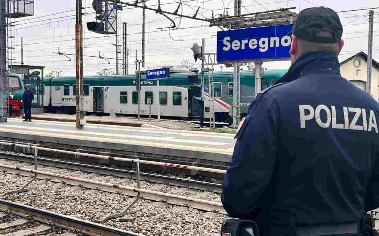 15enne spinto sotto un treno, il video 